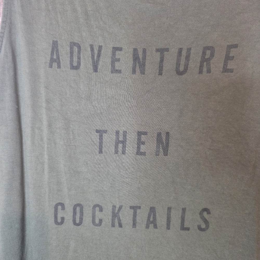 ⭐️40% Off⭐️ Old Navy Tank Tops - Set of 3 - Picture 3 of 11